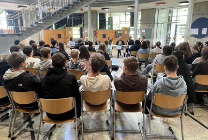 Tag der beruflichen Orientierung / BOGY-Börse in Klasse 9 & 10 (16.05.2025)