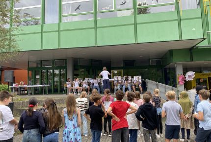 Einschulungsfeier neue Schülerinnen und Schüler der 5. Klasse